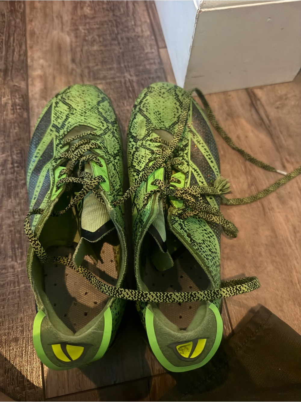 Football cleats 8.5
